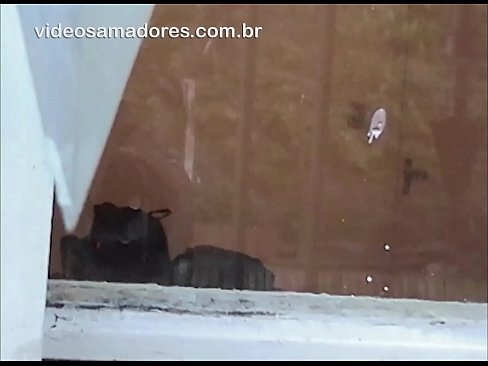 ❤️ Geile man die op zijn vriendin met een andere kerel let, die een neukvideo registreert zonder het paar te storen ❤️ Fucking at us